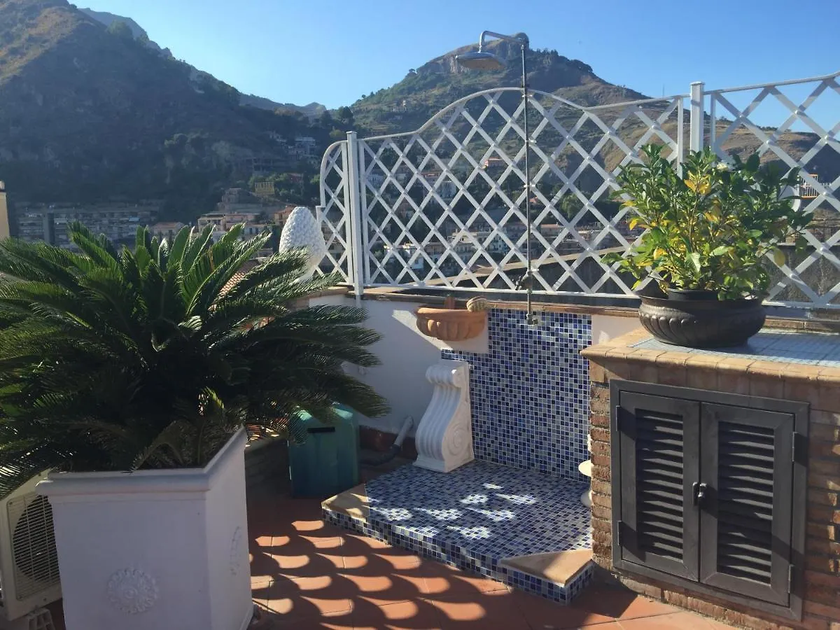 Casa Aricò&Shatulle Suites Taormina Bed & Breakfast