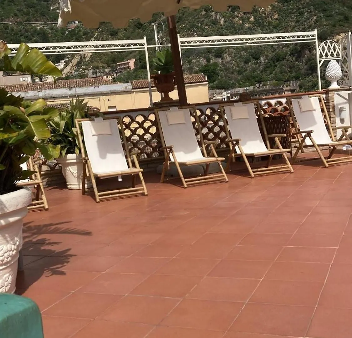 Bed & Breakfast Casa Aricò&Shatulle Suites Taormina